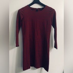 MadeWell 1937 women’s dress round neck long sleeves red blue stripes. M